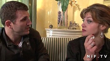 Насладился зрелой соседкой
